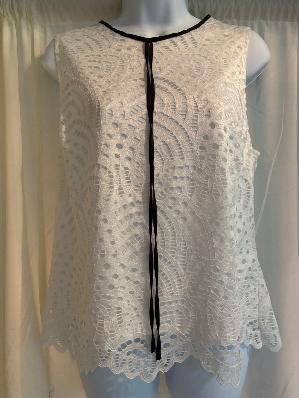 NY&Co. 7th Ave. Design Studio Blouse, NWOT!